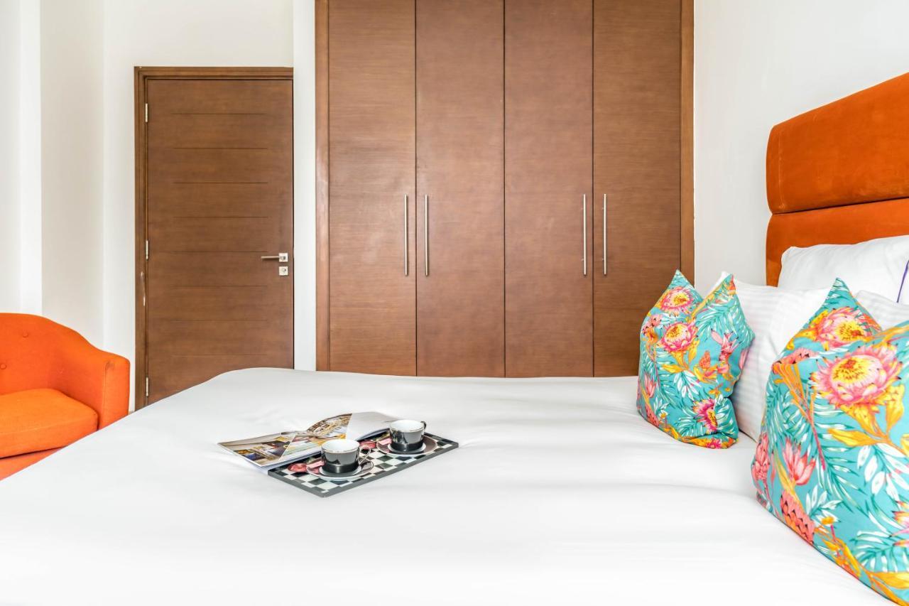 Dream Inn Apartments- West Wharf Tower Canal View Dubai Luaran gambar